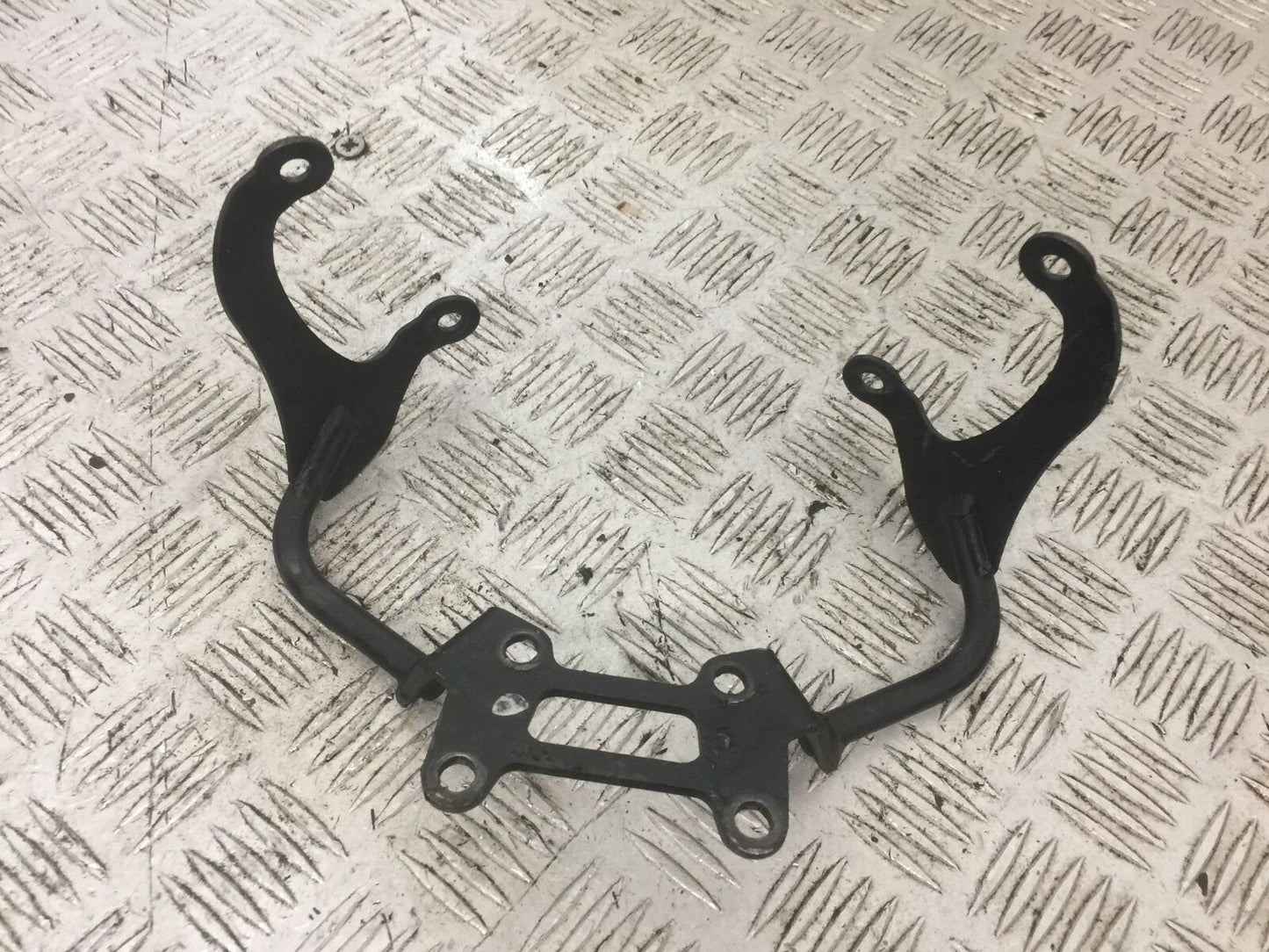 DUCATI 696 MONSTER MOUNTING BRACKET YEAR 2008 (STOCK 768)