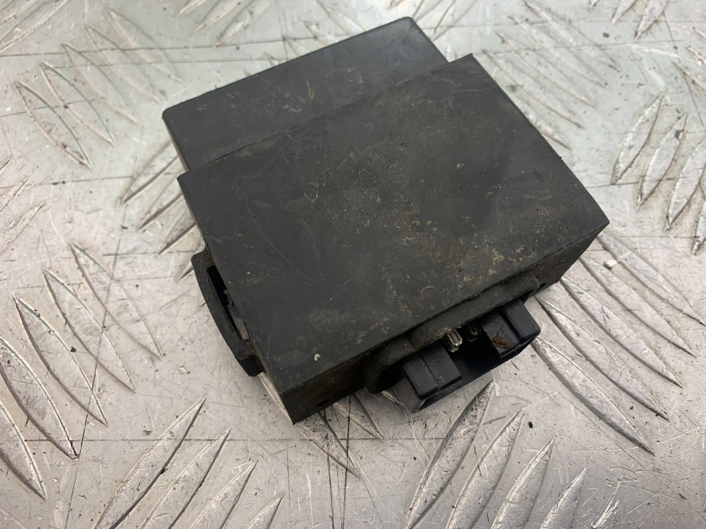 KAWASAKI GPX 750 GPX 750 CDI UNIT YEAR 1990