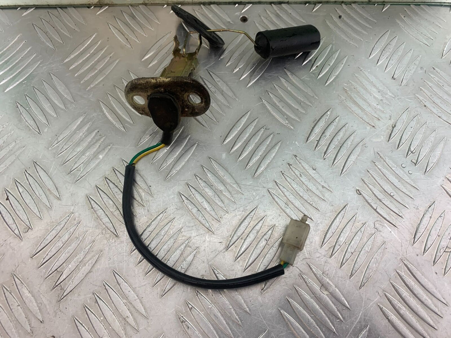 BLUROC LEGEND 125 PETROL TANK SENDER YEAR 2022 (CMB1041)