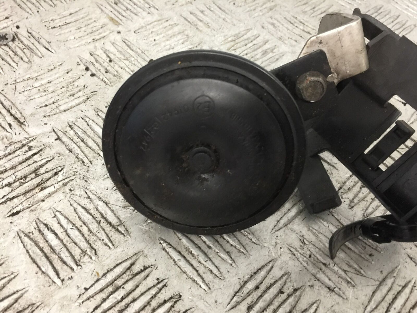 YAMAHA YZF R1 5PW HORN YEAR 2002-2003 (STOCK 899)