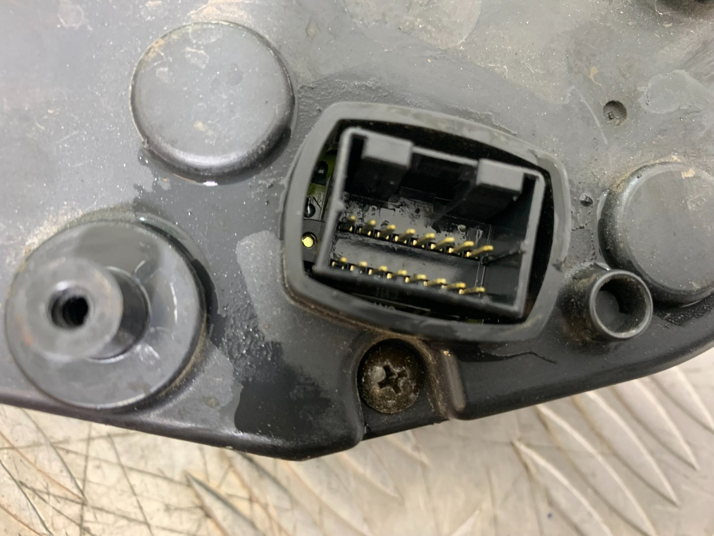 TRIUMPH 955I SPRINT RS CLOCKS SPEEDO DASH YEAR 1999-03 (CMB1313)