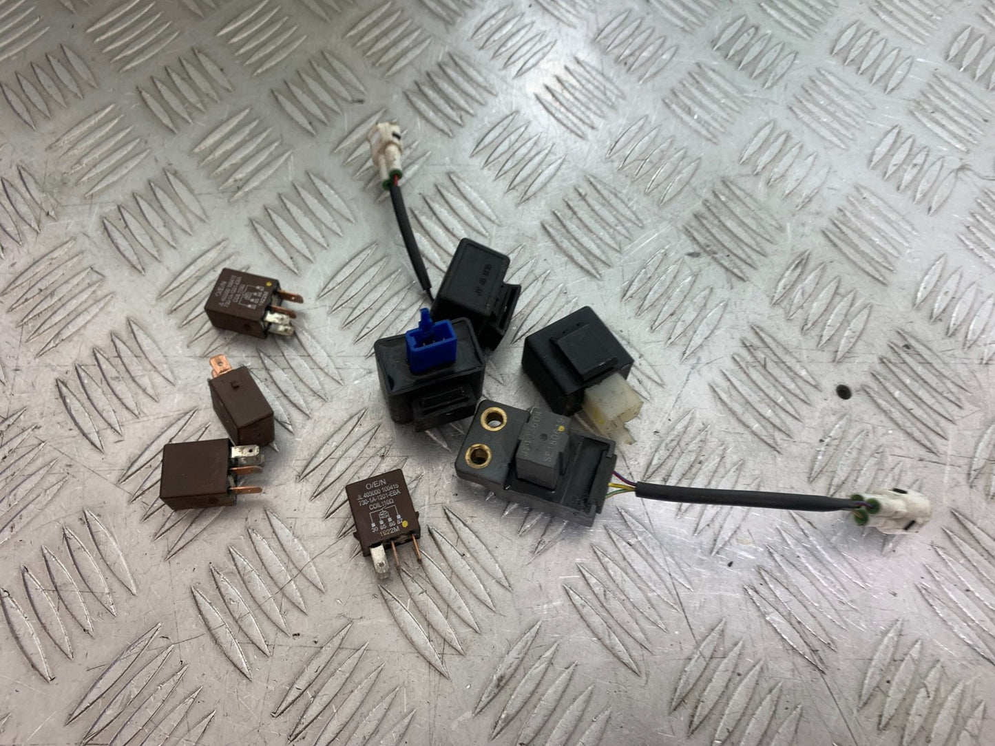 KTM DUKE 390 RELAYS YEAR 2017- 2023 (CMB1314)