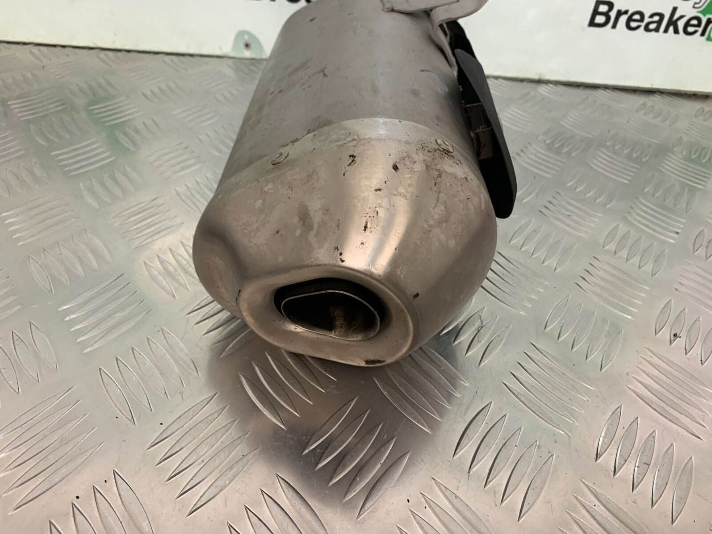 TRIUMPH SPEED TRIPLE R 1050 RIGHT SILENCER YEAR 2014 (STOCK 934)