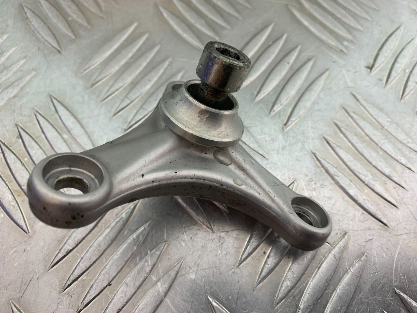 DUCATI 1199 PANIGALE REAR SHOCK BRACKET YEAR 2012-2014 (CMB1047)