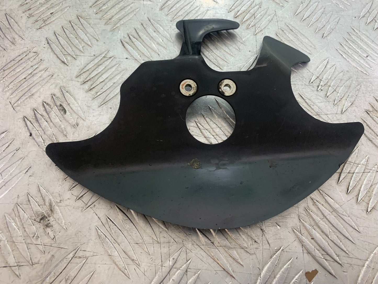 YAMAHA YZF R1 14 B BIG BANG BOTTOM YOKE COVER 2009-14 (CMB1175)