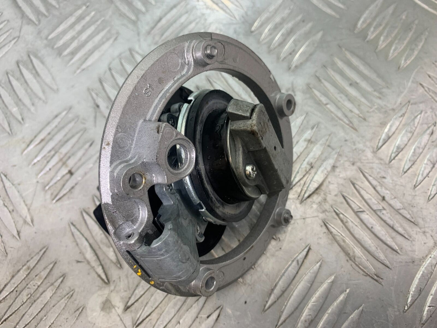 KAWASAKI ER6 F PETROL CAP AND KEY YEAR 2005-2008 (CMB1098)