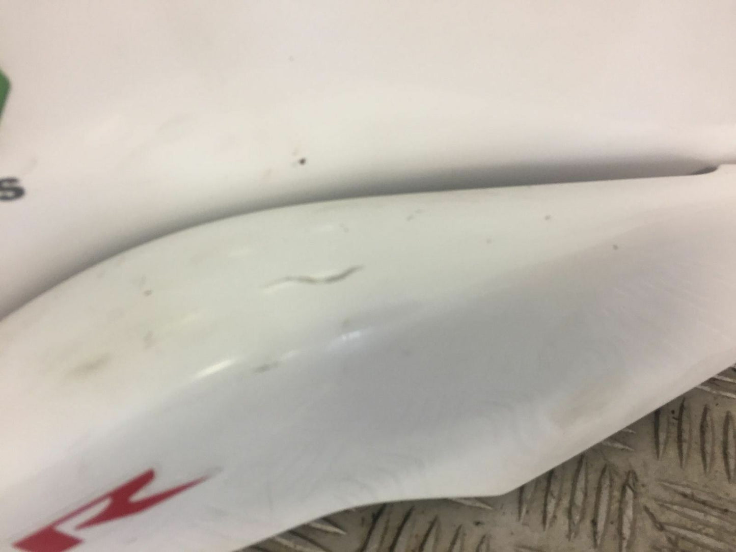 HONDA CBR125 CBR 125 RIGHT SEAT PANEL YEAR 2011-2014