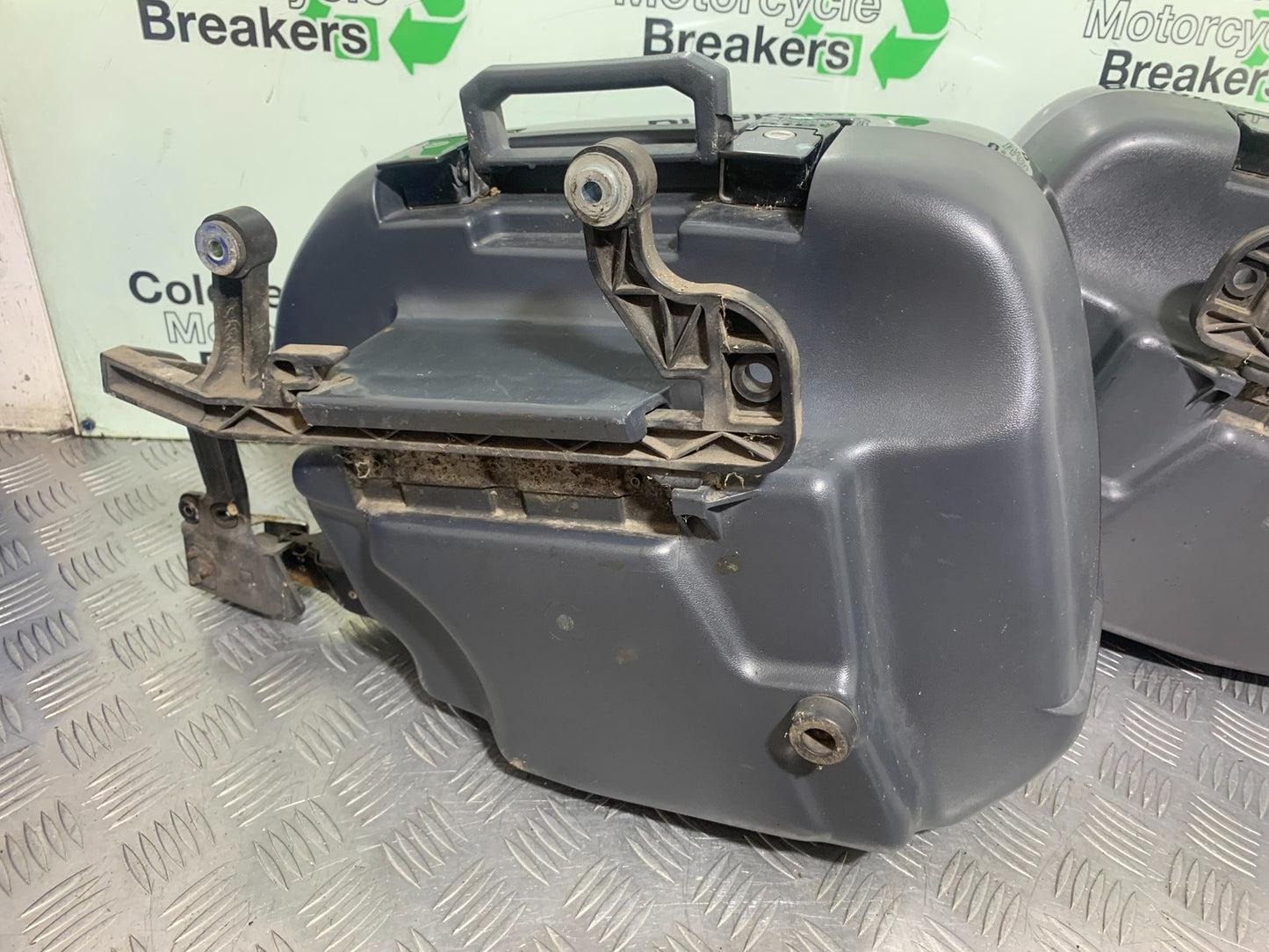 HONDA ST1100 PAN EUROPEAN LEFT AND RIGHT PANNIERS & RAILS 1993-2001 (CMB1195)