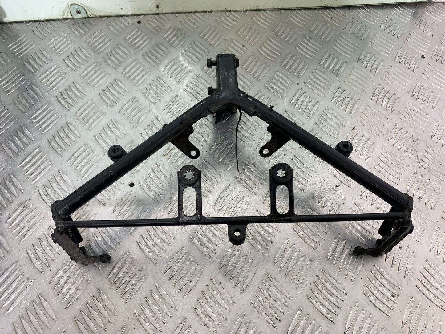 HONDA CBR1100 BLACKBIRD FAIRING BRACKET YEAR 1999-2005 (CMB1103)