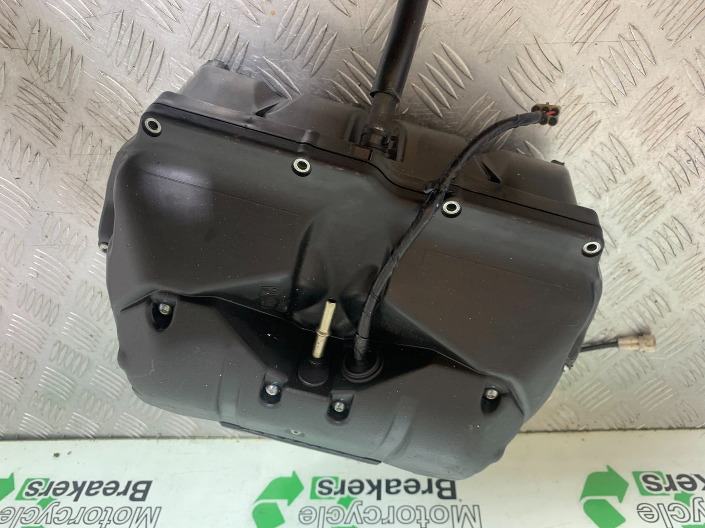YAMAHA YZF R1 14 B BIG BANG AIRBOX 2009-14 (CMB1175)
