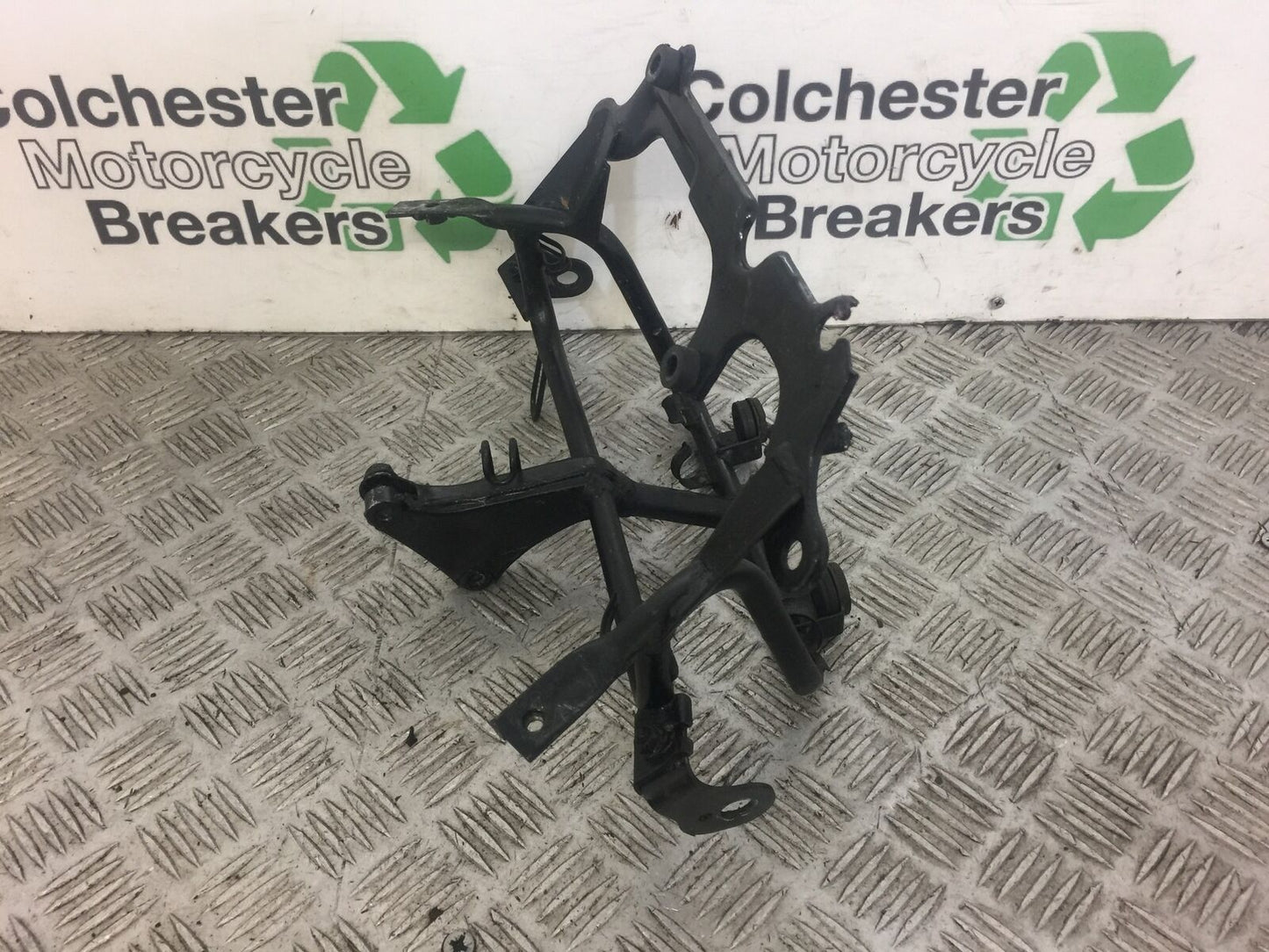 HONDA CB500 CB 500 FAIRING BRACKET YEAR 2001 (STOCK 341)