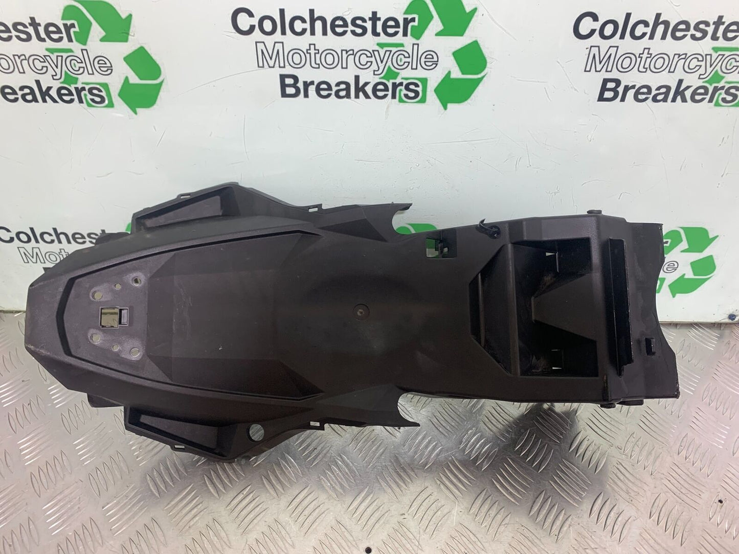 KAWASAKI Z300 ER300 UNDERTRAY YEAR 2016-2018 (CMB1056)