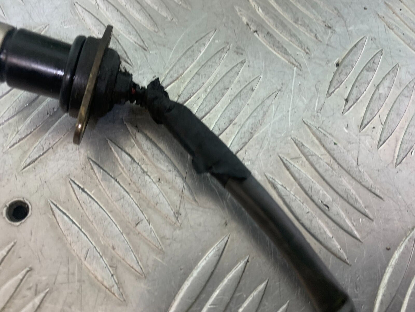 HONDA CB600 CB 600 HORNET SPEEDO SENSOR YEAR 2000 (STOCK 731)
