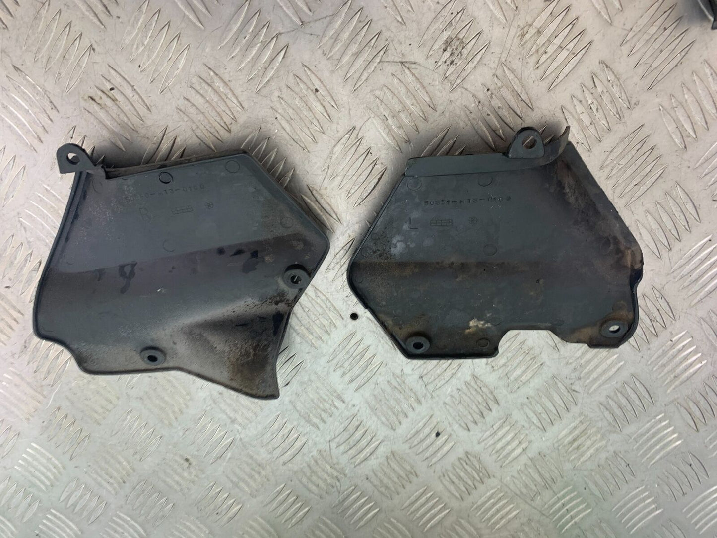 HONDA ST1100 PAN EUROPEAN LEFT & RIGHT INFILL COVERS YEAR 1993-2001 (CMB1096)