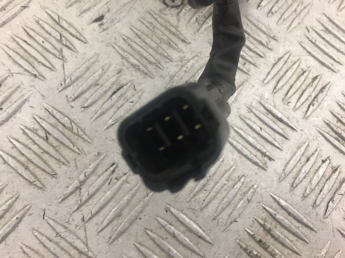 KAWASAKI Z1000 ZR1000 (ABS) RIGHT SWITCH GEAR YEAR 2015 (STOCK 636)