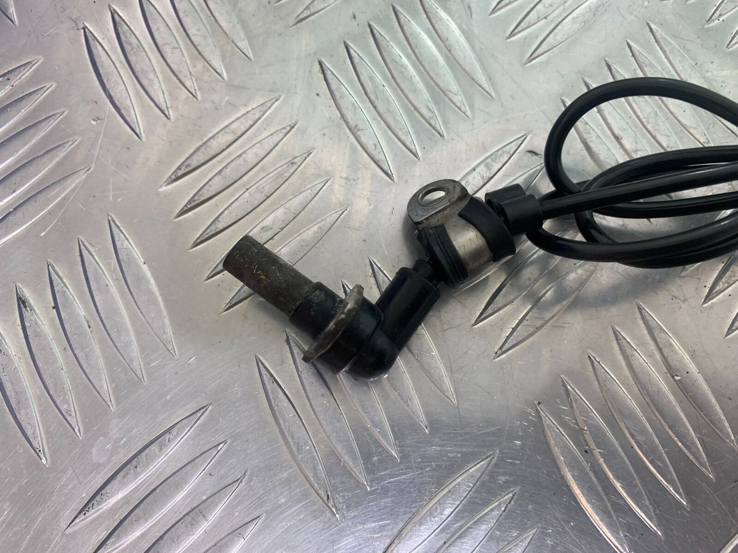 TRIUMPH TIGER 1200 EXPLORER REAR ABS SENSOR YEAR 2012-2015 (STOCK 992)