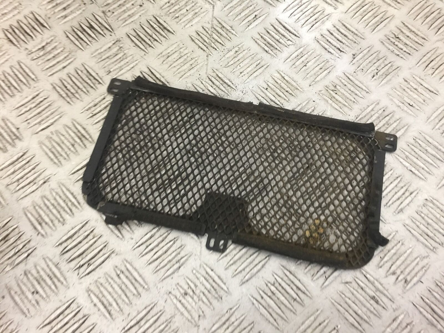 BMW S1000 RR OIL COOLER GUARD YEAR 2015 STOCK (476)