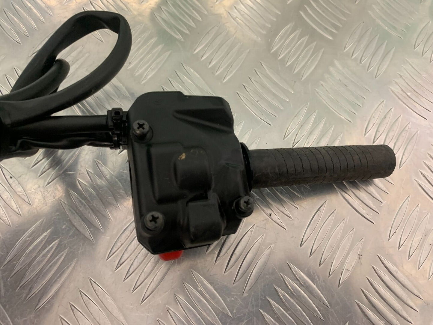 TRIUMPH TIGER 800 XCX RIGHT SWITCH GEAR YEAR 2015-2017 (STOCK 966)