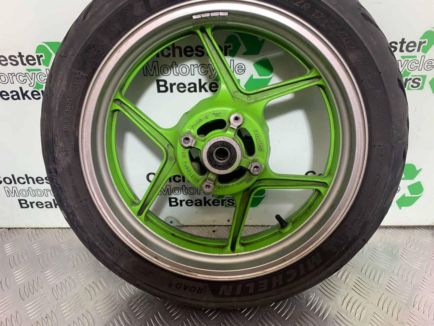 KAWASAKI ER6 N REAR WHEEL (WITH GOOD TYRE) YEAR 2005-2008 (CMB1034)