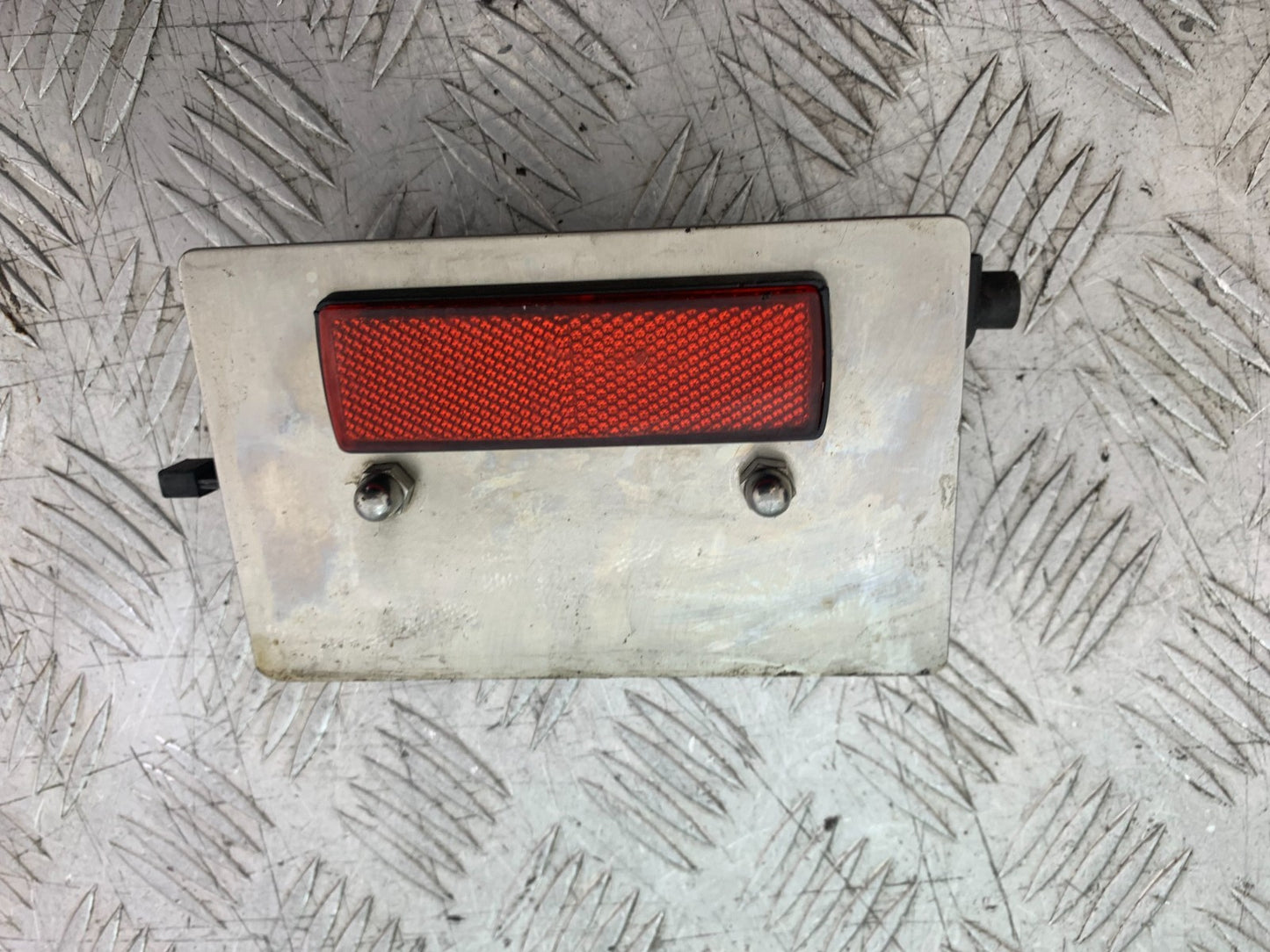 HONDA VT700 VT 700 SHADOW BRACKET AND COVER YEAR 1984-85 (CMB1328)