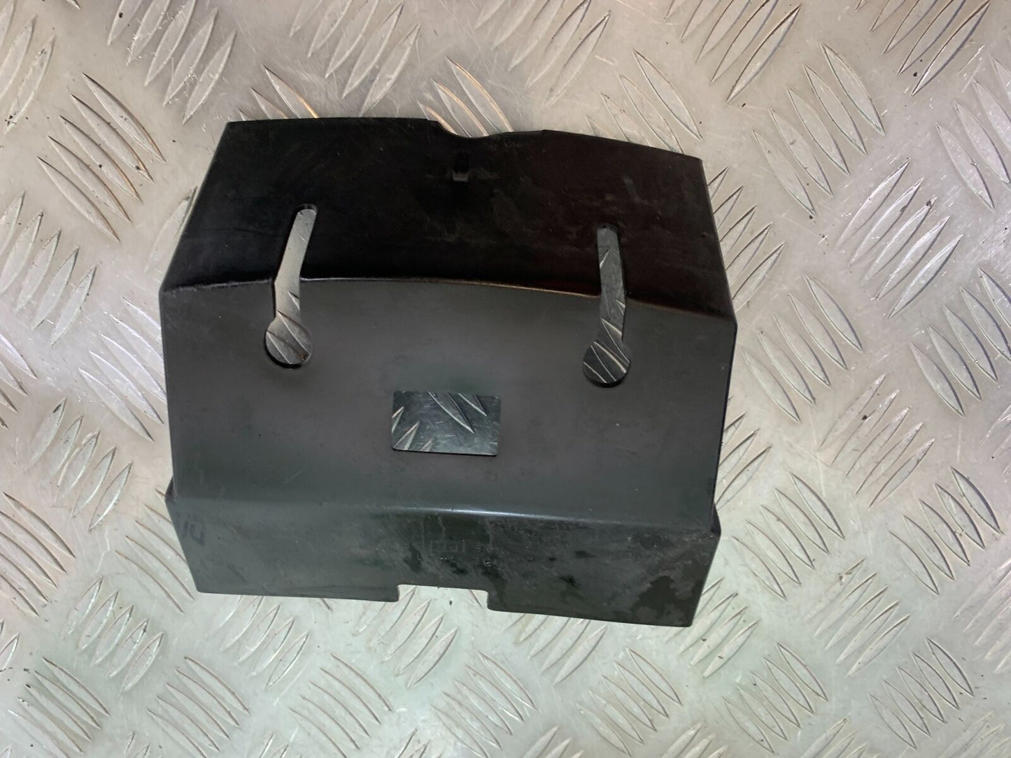 SUZUKI RF900 RF 900 INFILL COVER YEAR 1994-1999 (CMB1020)