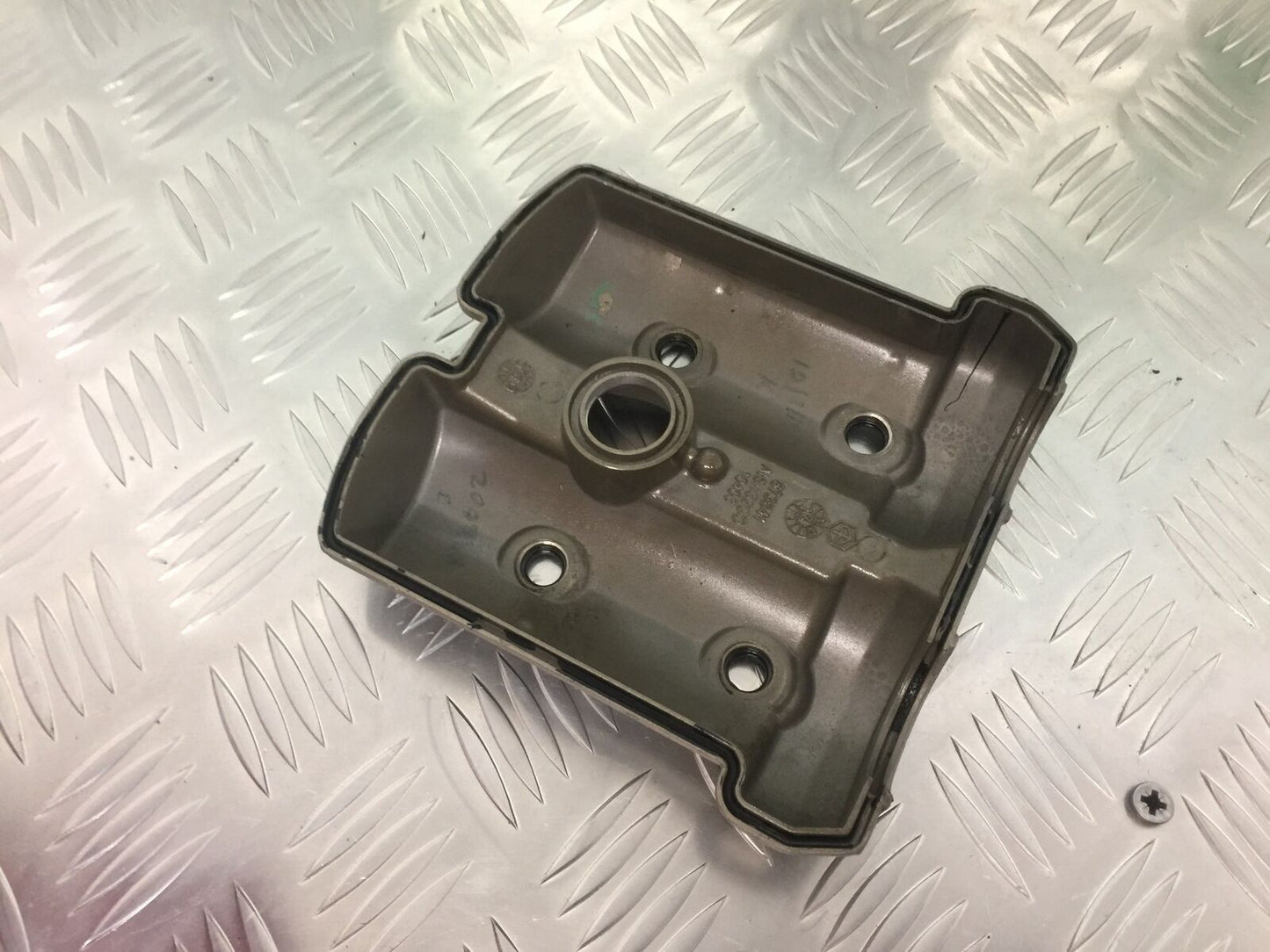 APRILIA DORSODURO 750 FACTORY REAR ROCKER COVER YEAR 2011 (STOCK 908)