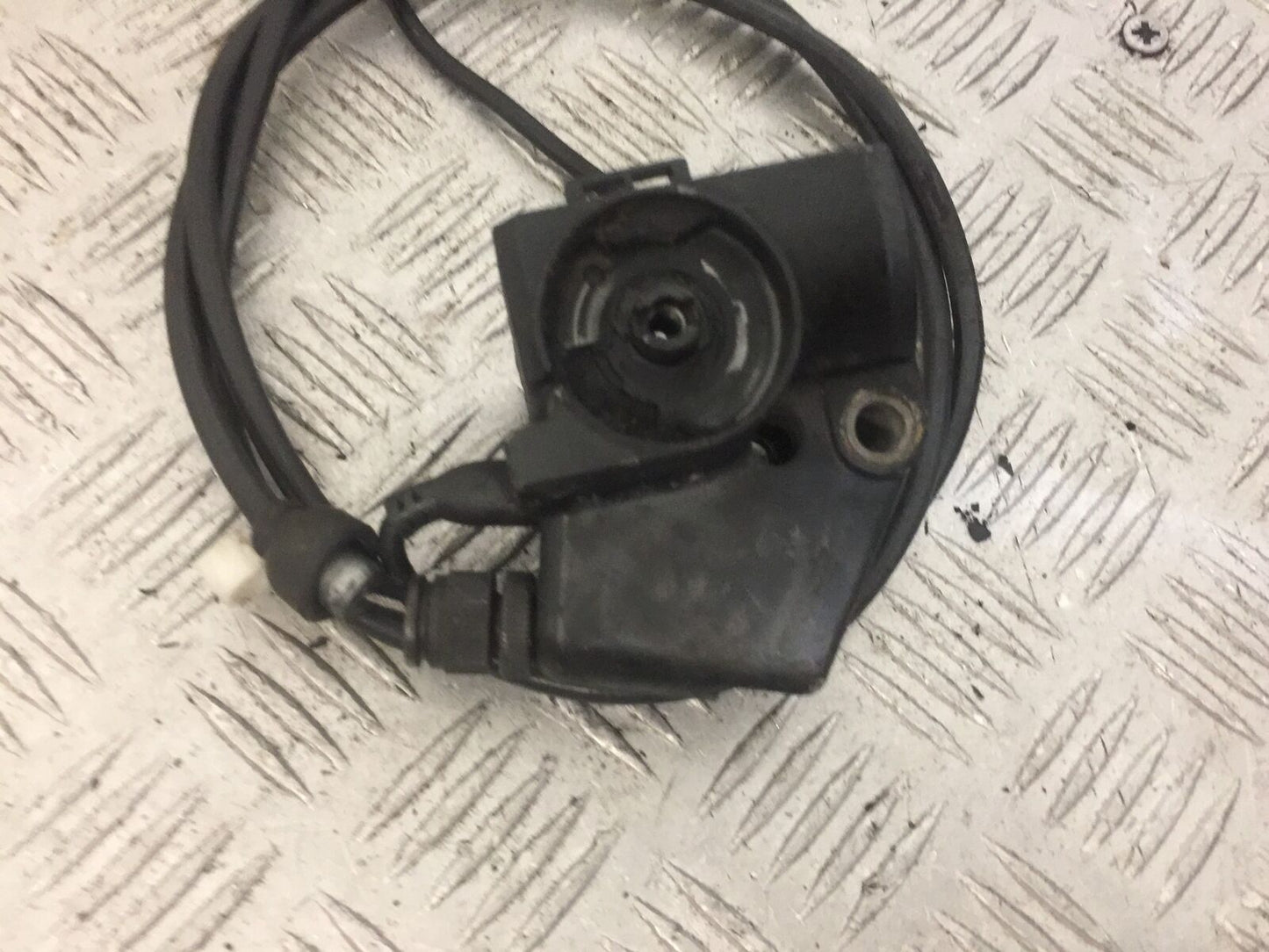 BMW R850 R R850R CLUTCH LEVER BRACKET YEAR 1994-2002 (STOCK 831)