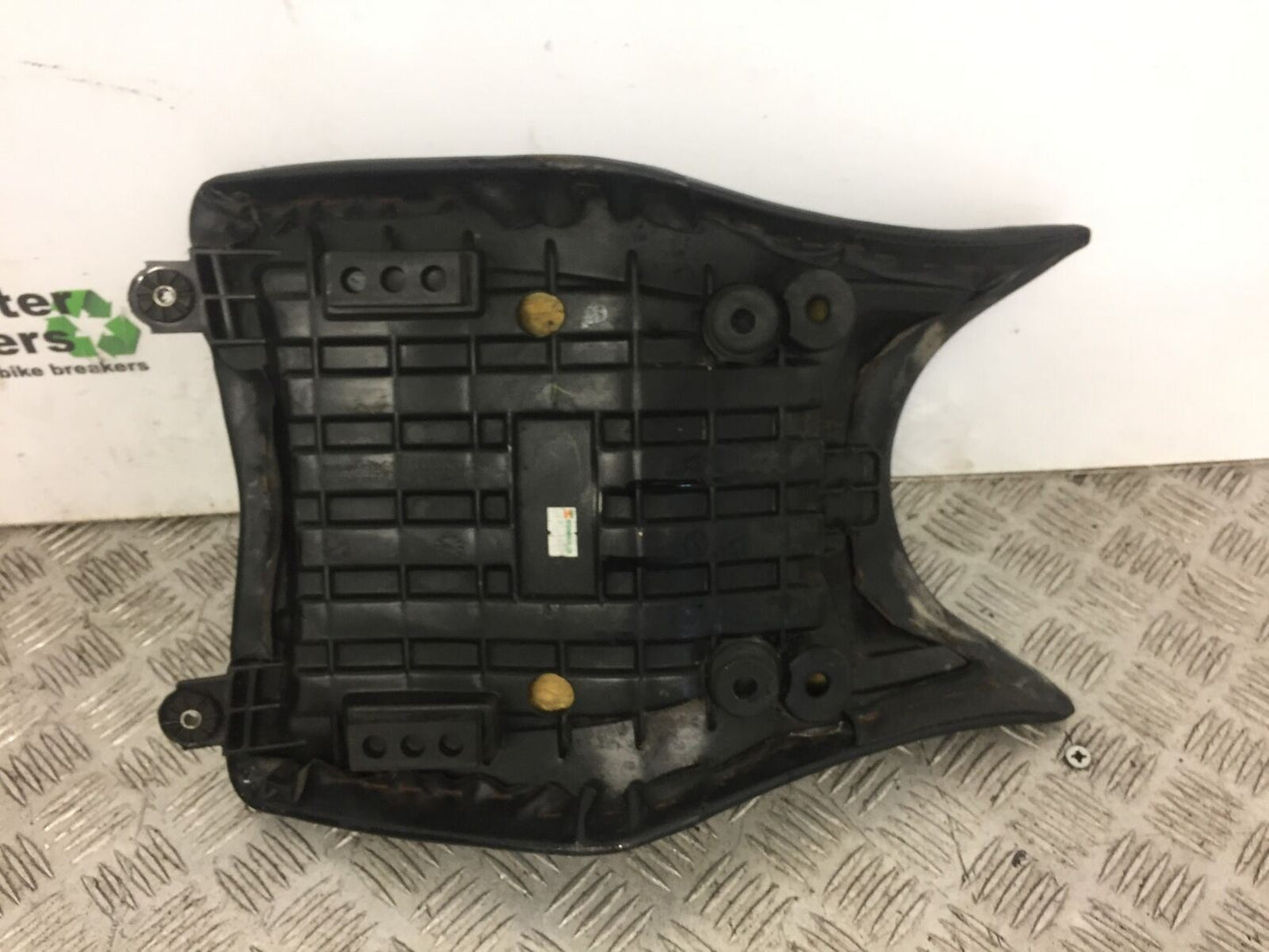 HONDA CBR125 CBR 125 FRONT SEAT YEAR 2011-2014