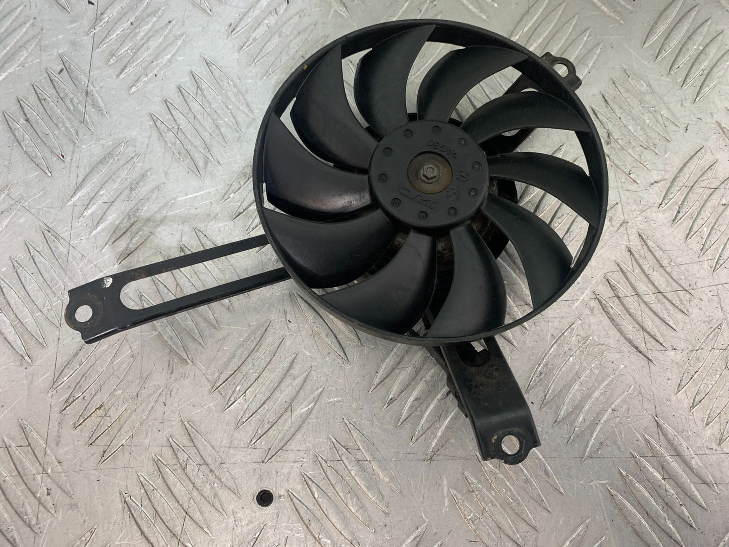 HONDA CBR1000 rr FIREBLADE RADIATOR FAN 2012-2016 (CMB1280)