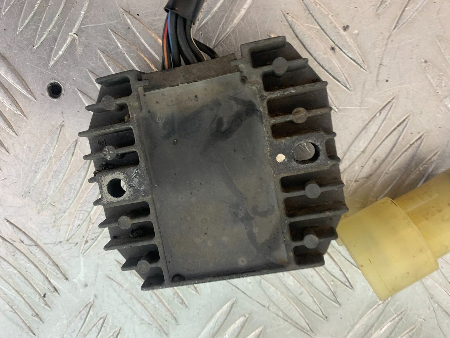 KAWASAKI ZX6R ZX6 J REGULATOR YEAR 2000 (CMB1129)