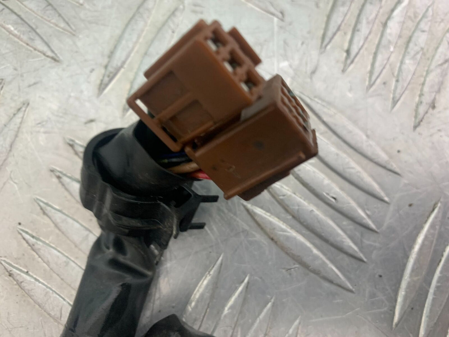 YAMAHA XVS 1100 DRAGSTAR RIGHT SWITCH GEAR YEAR 2000-2007 (CMB1108)