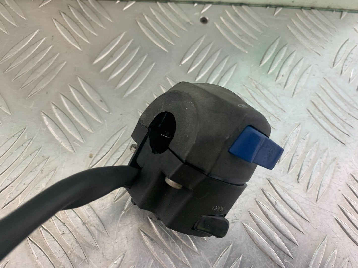 APRILIA 650 PAGASO STRADA LEFT SWITCH GEAR YEAR 2005-2010 (CMB1057)