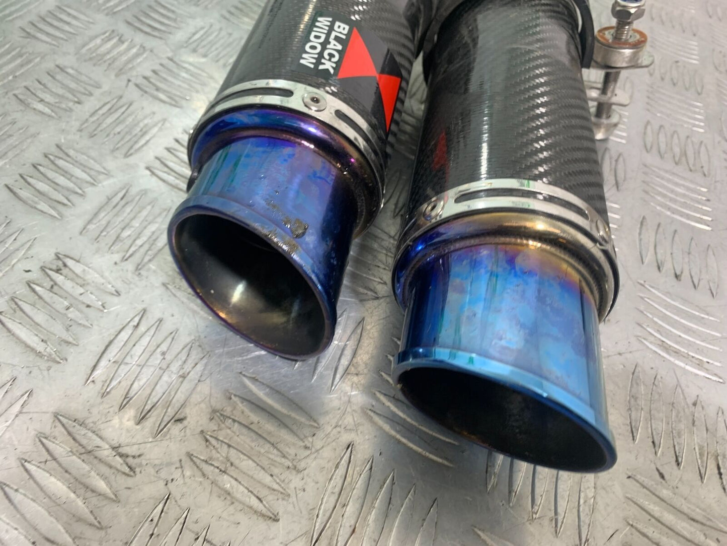 KAWASAKI Z1000 Z 1000 BLACK WIDOW CARBON SILENCERS YEAR 2003-2006 (CMB1099)