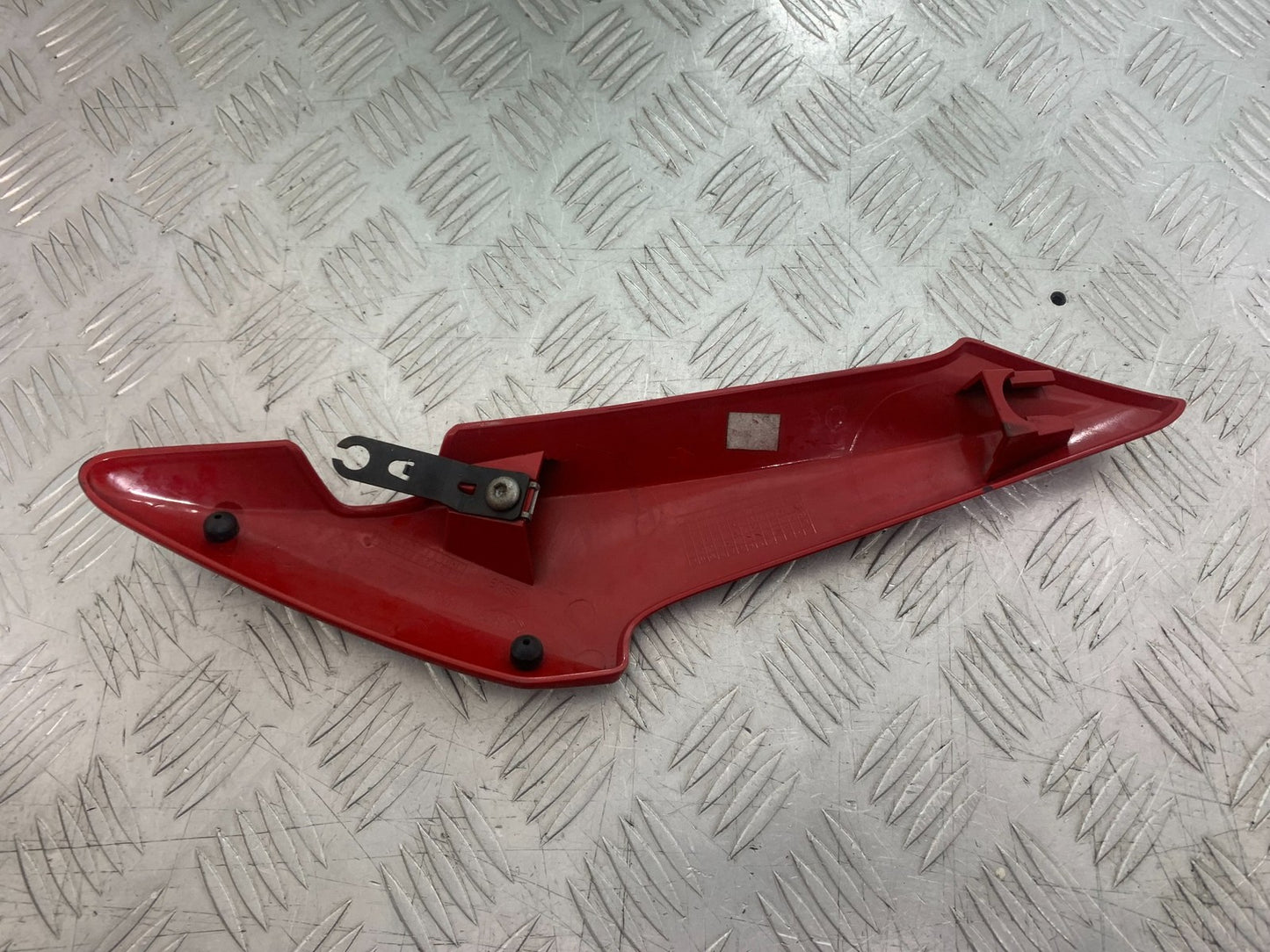 TRIUMPH 675 STREET TRIPLE RX LEFT FAIRING PANEL 2015- 2017 (CMB1299)