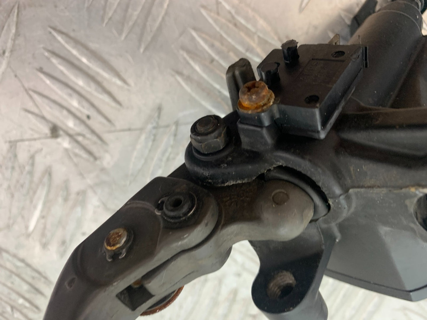 HONDA NT650 V DEAUVILLE FRONT MASTER CYLINDER YEAR 1998-01(CMB1320)