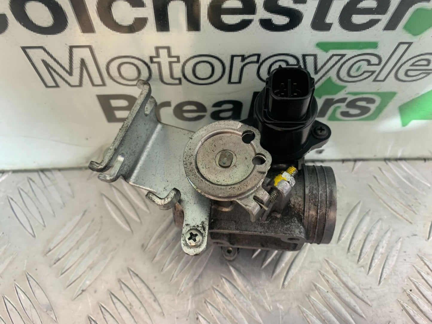 SUZUKI AN 200 UN 200 BURGMAN THROTTLE BODY YEAR 2007-09 (CMB1128)