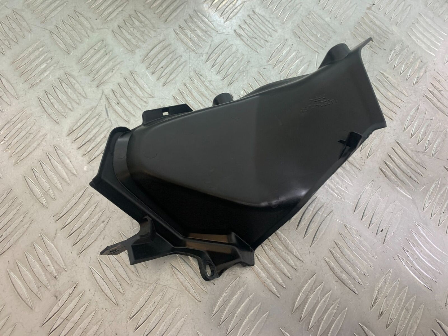 KAWASAKI Z800 Z 800 INFILL COVER YEAR 2013-2017 (CMB1059)