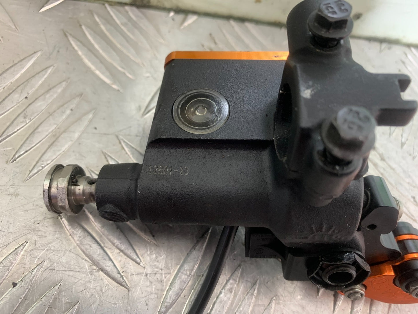 KTM 690 DUKE R LC4 FRONT BRAKE MASTER CYLINDER YEAR 2012-2015 (CMB1180)
