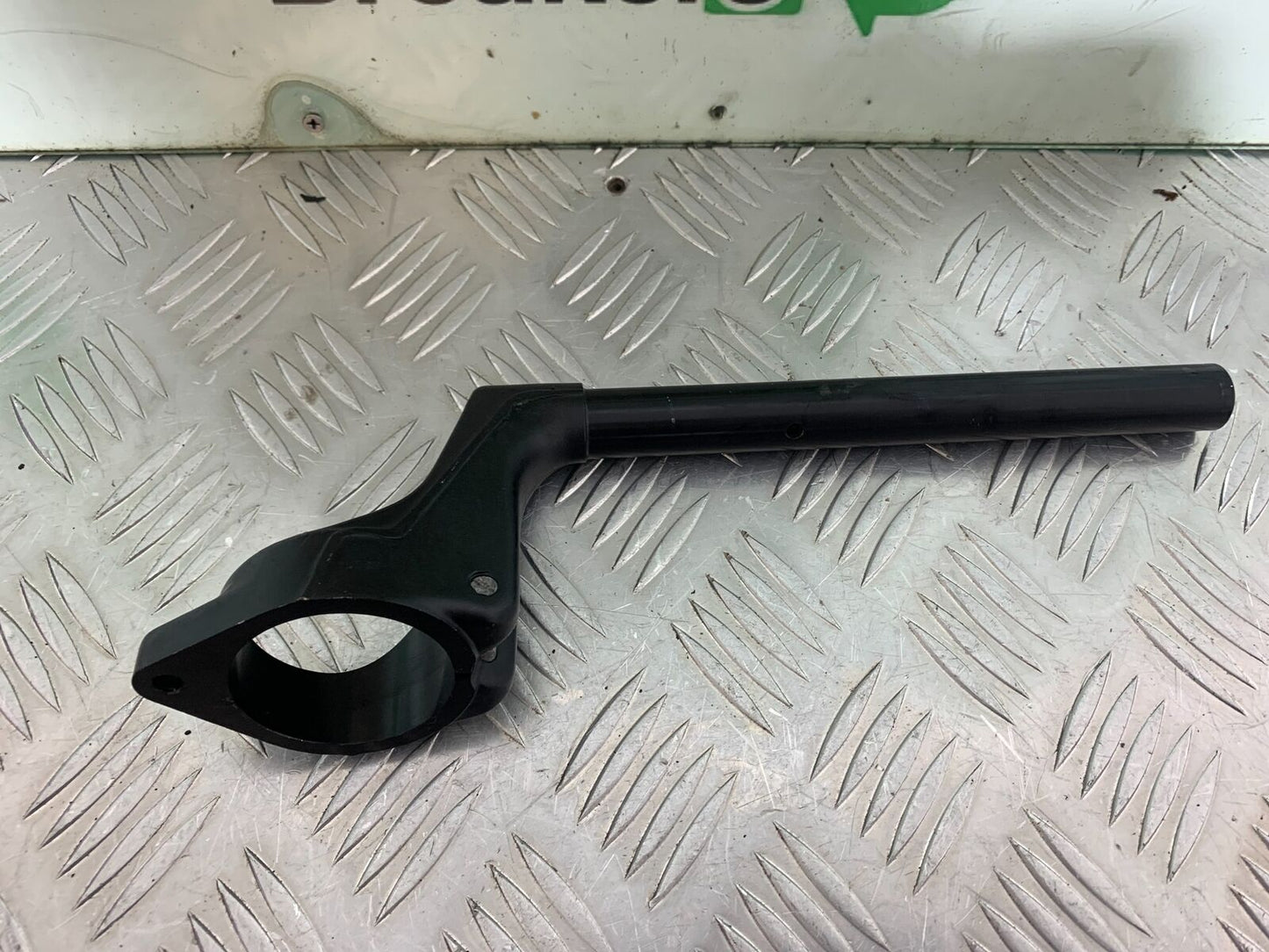 APRILIA FUTURA RST 1000 RIGHT HANDLEBAR YEAR 2001-2005 (CMB1033)