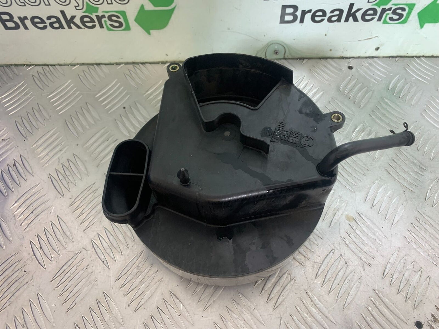 YAMAHA XVS 1100 DRAGSTAR AIRBOX YEAR 2000-2007 (CMB1108)