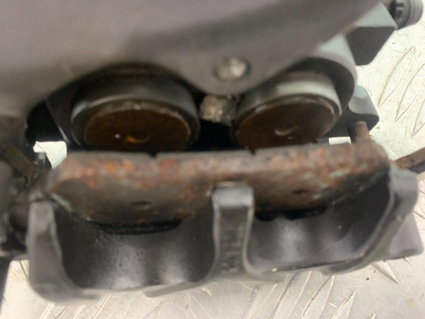 TRIUMPH THUNDERBIRD 1600 REAR BRAKE CALIPER YEAR 2011 (CMB1107)
