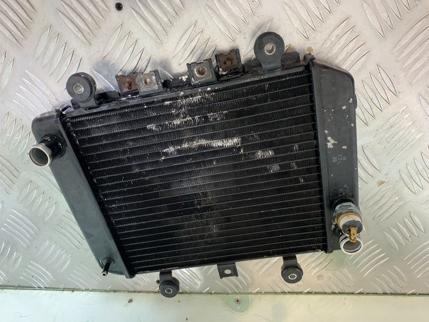 KAWASAKI ER5 ER 5 RADIATOR YEAR 1997-2007 (CMB1003)