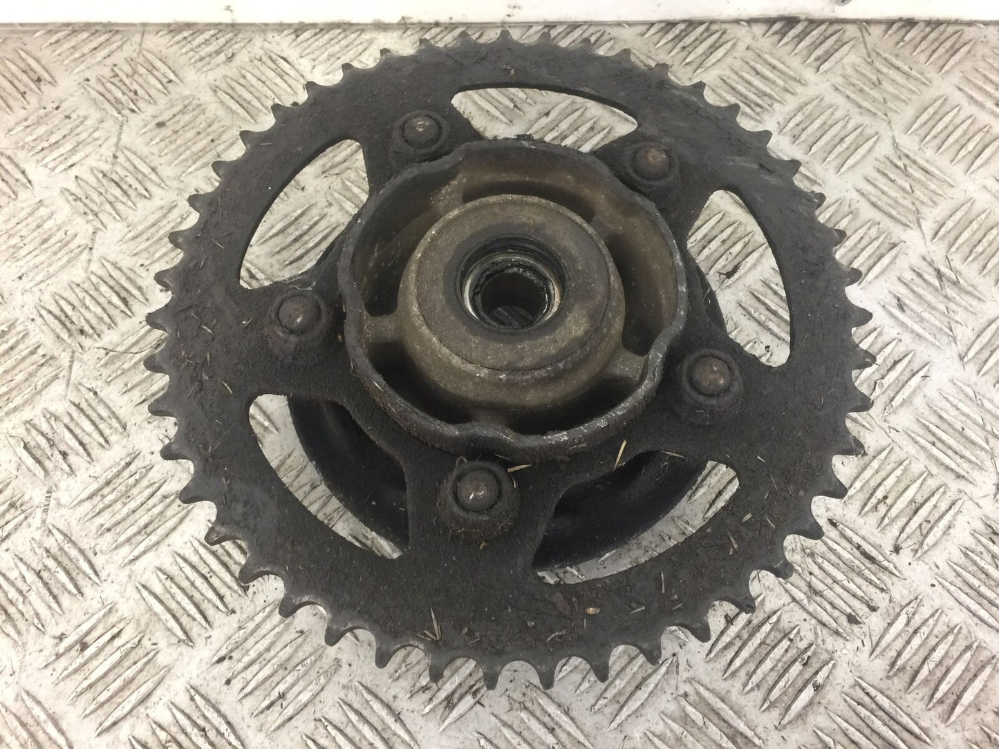 HONDA XL1000 VARADERO REAR SPROCKET CARRIER YEAR 2000 (STOCK 343)