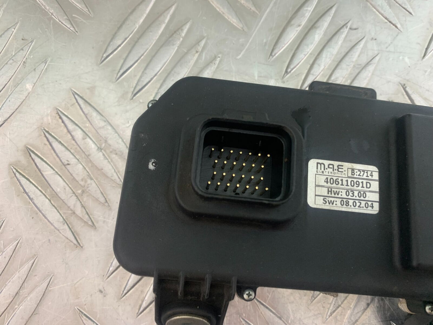 DUCATI DIAVEL 1200 DISPLAY YEAR 2014-17 (CMB1054)