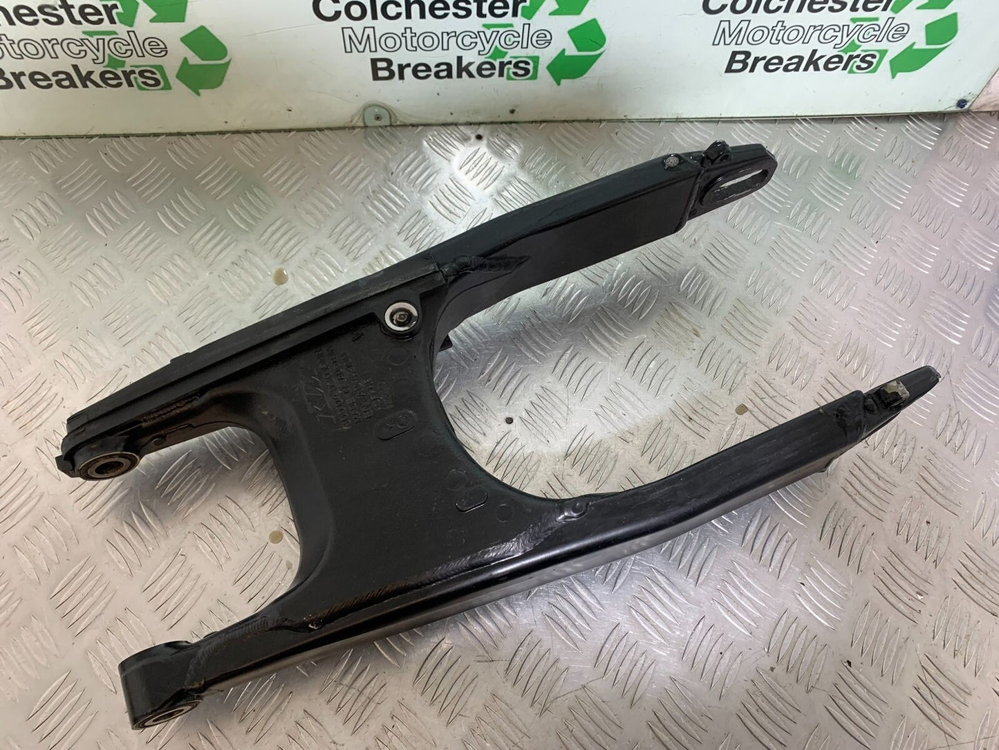 KTM 990 SUPERMOTO T SWINGARM YEAR 2010-2011 (CMB1067)