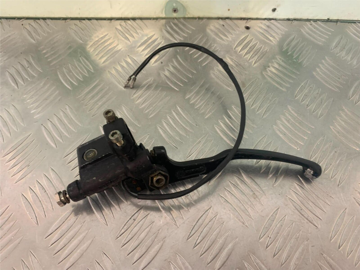 DUCATI 600ss 600 ss BRAKE MASTER CYLINDER YEAR 1991-98 (STOCK 987)
