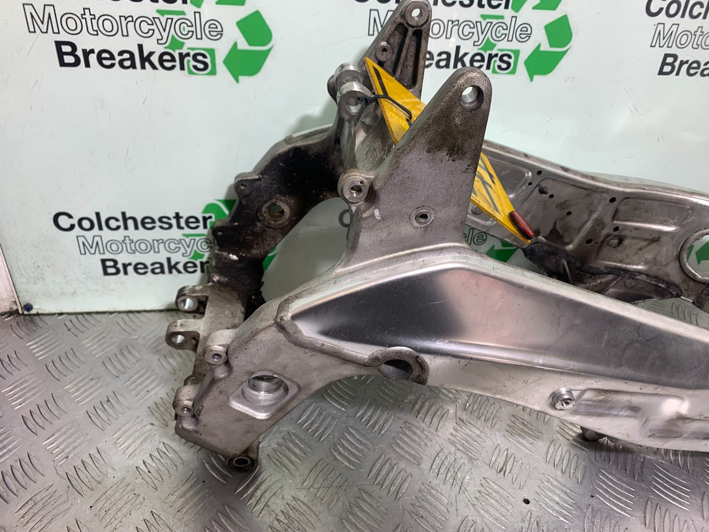 APRILIA RSV1000 RSV 1000 MILLE FRAME REG LOG BOOK 1998- 2003 (CMB1184)