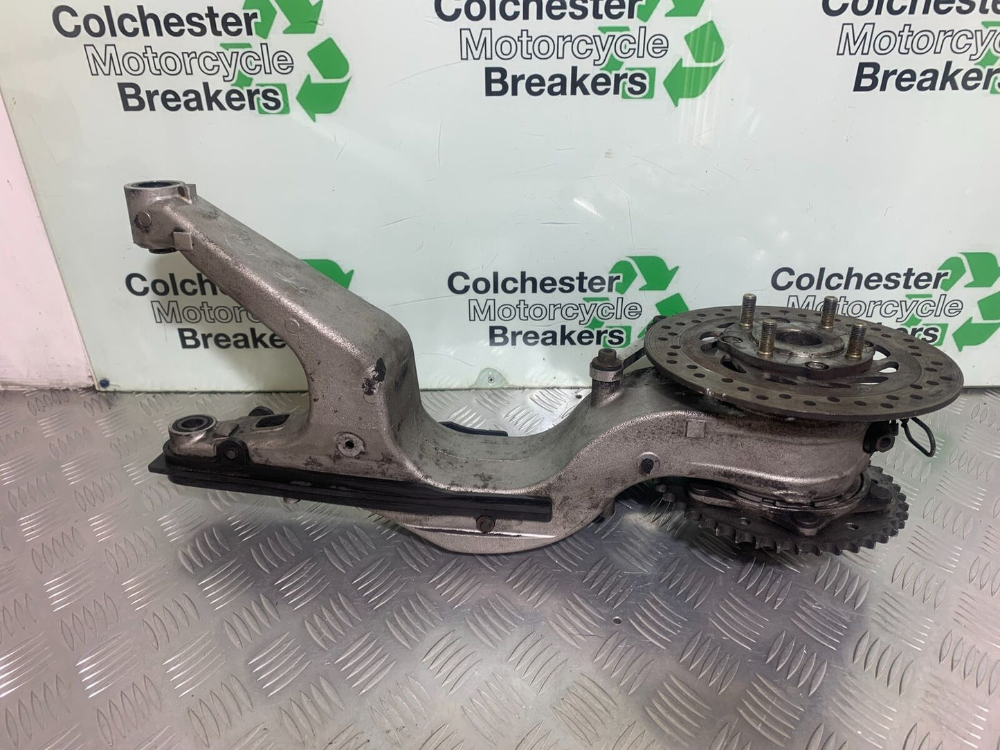 HONDA VFR800 VFR 800 V-TEC SWINGARM YEAR 2002 -09 (CMB1012)