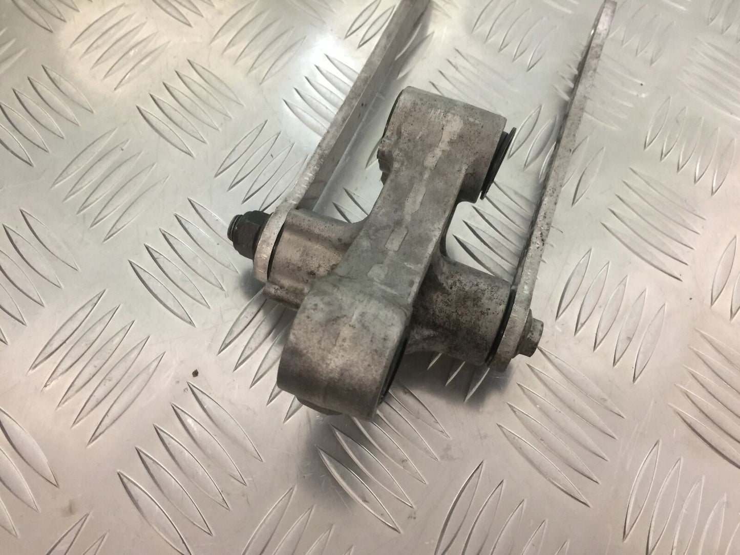KAWASAKI ZX10R ZX10 R REAR SHOCK LINKAGE YEAR 2004-2005 (STOCK 932)