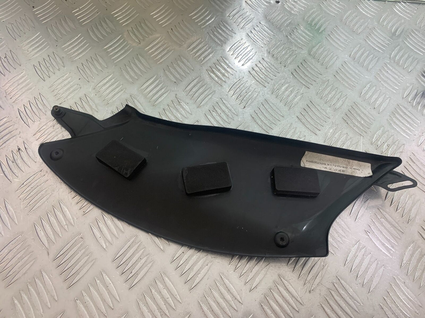 DUCATI DIAVEL 1200 LEFT LOWER TANK COVER YEAR 2014-17 (CMB1054)